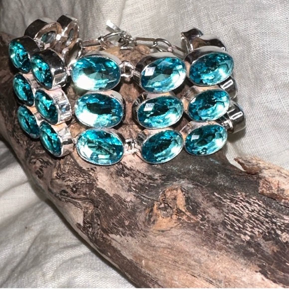 Sparkly 3-tiered Blue Topaz Cluster Statement Cuff Bracelet - Picture 4 of 11